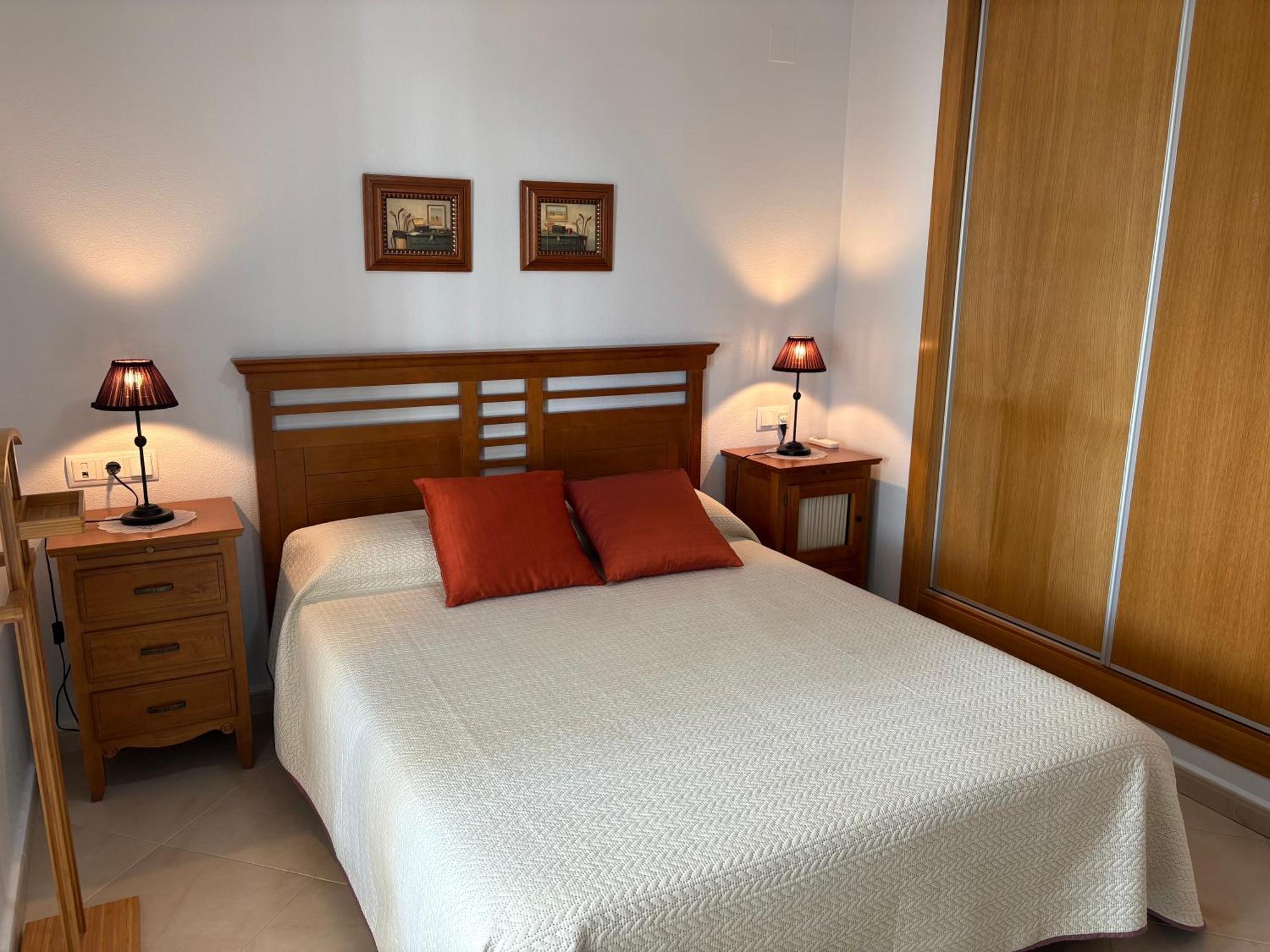 Apartamento De Lujo En Planta Baja Con Piscina En La Torre Golf Resort Рольдан Экстерьер фото
